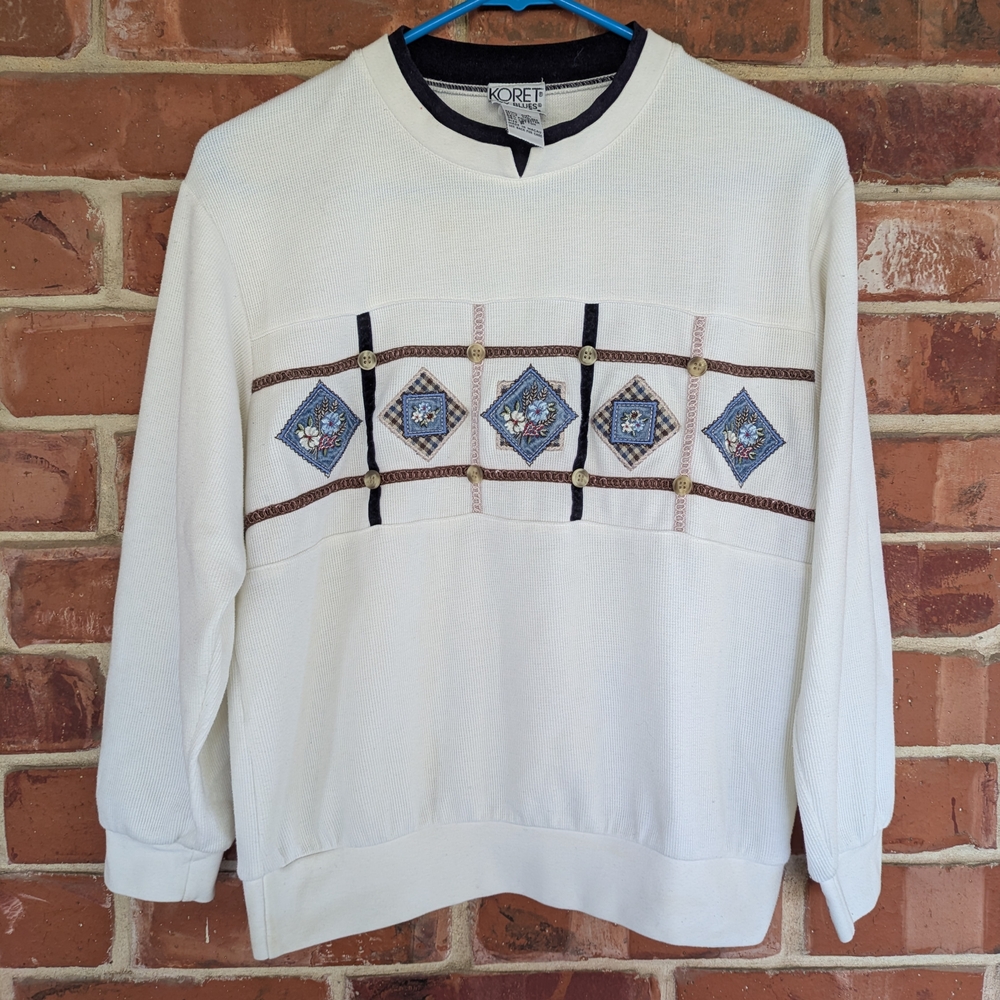 Koret Women's Quilt Embroidered Crew Neck Sweater